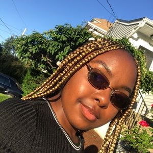 Meet your Posher, Bisola